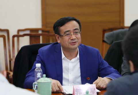 去伊犁旅游旅游攻略